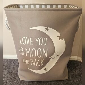 Taylor Madison Hamper